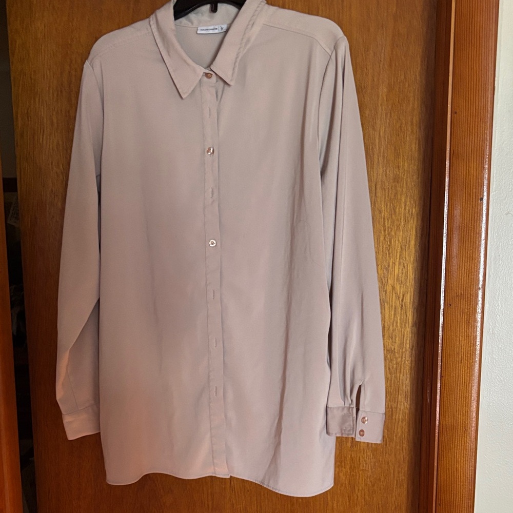 Susan Graver XL tan blouse